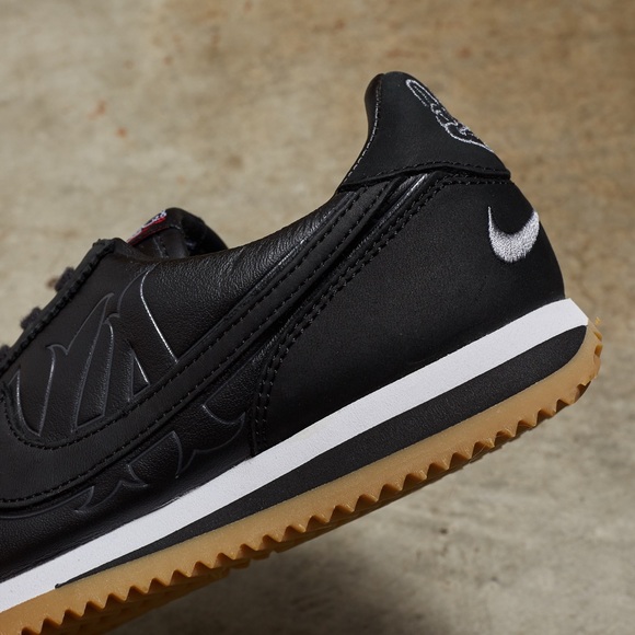 Nike x Mister Cartoon Cortez ‘Black’ - Picture 7 of 10